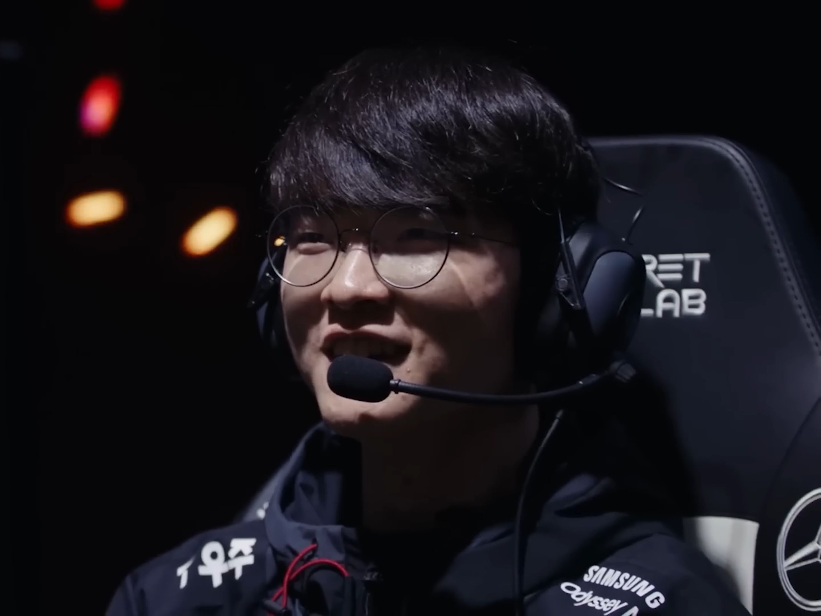 在2025年Starladder Major布达佩斯比赛中，技术问题导致比赛延迟